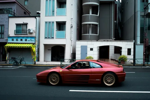 كازينو هاي رولر تطبيق أندرويد/آي أو إس